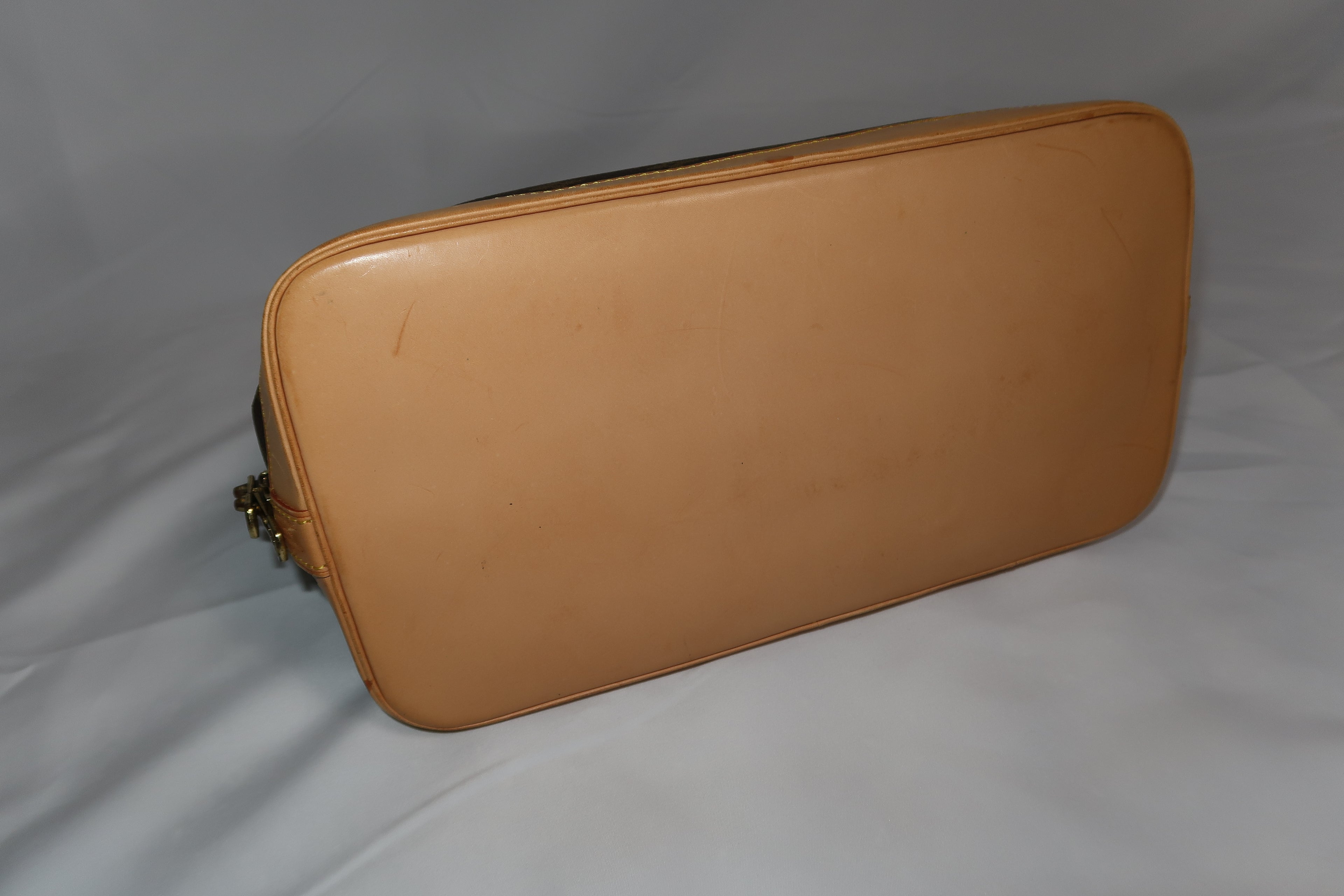 Louis Vuittom Alma PM Classic Monogram