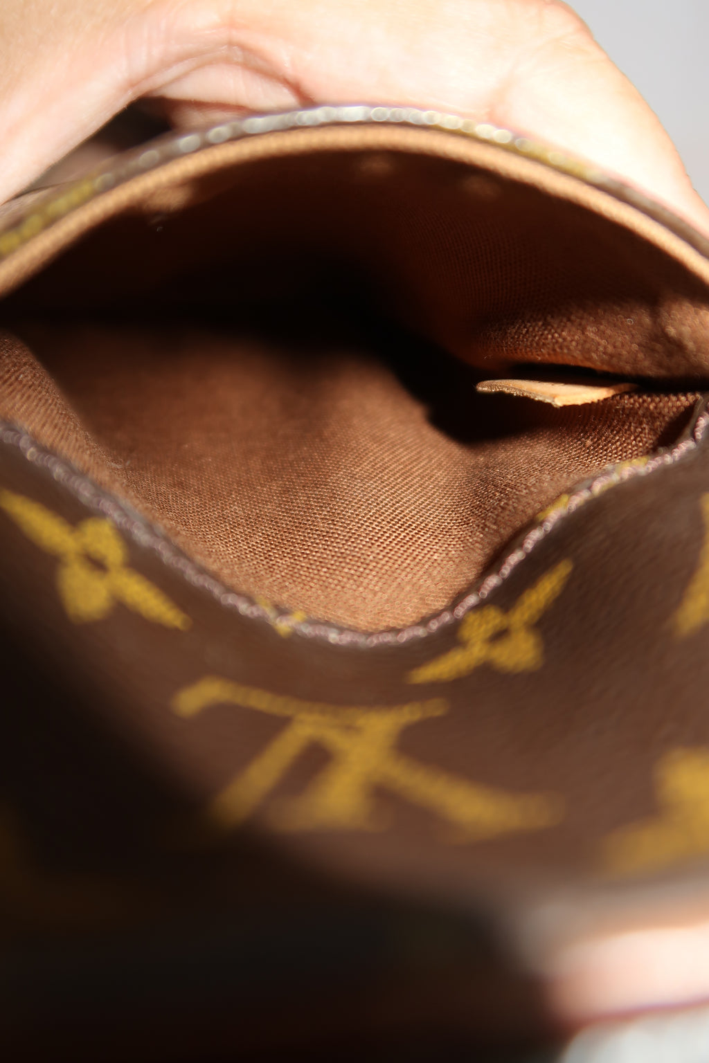 Louis Vuitton Pochette Gange Brown Monogram