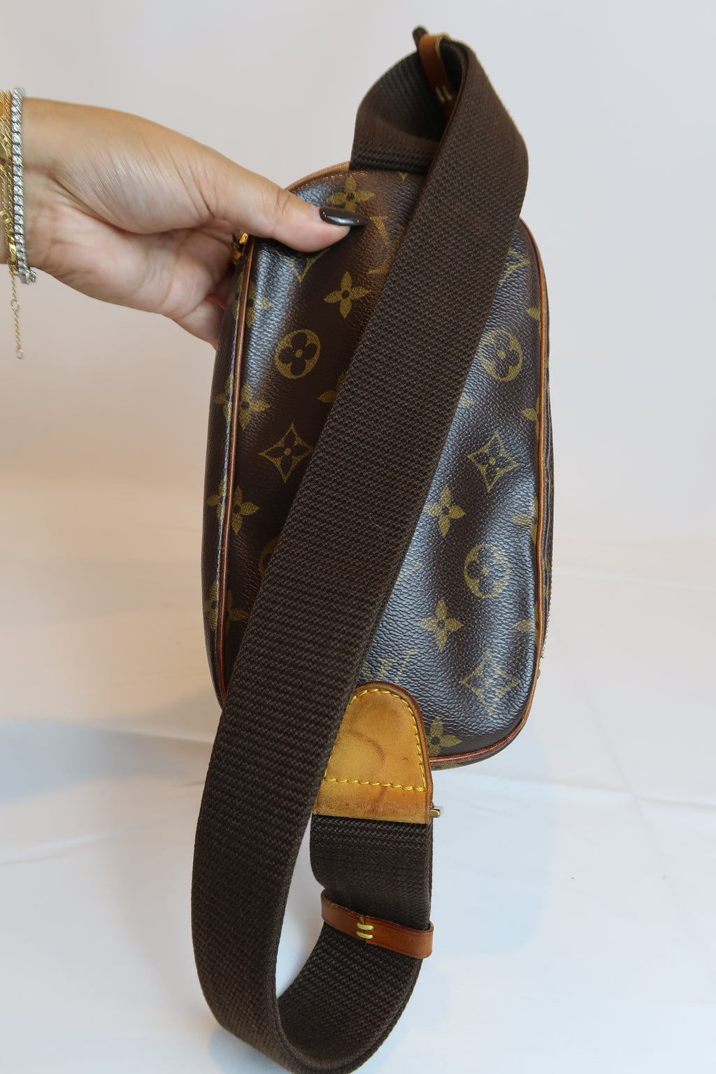 Louis Vuitton Pochette Gange Brown Monogram