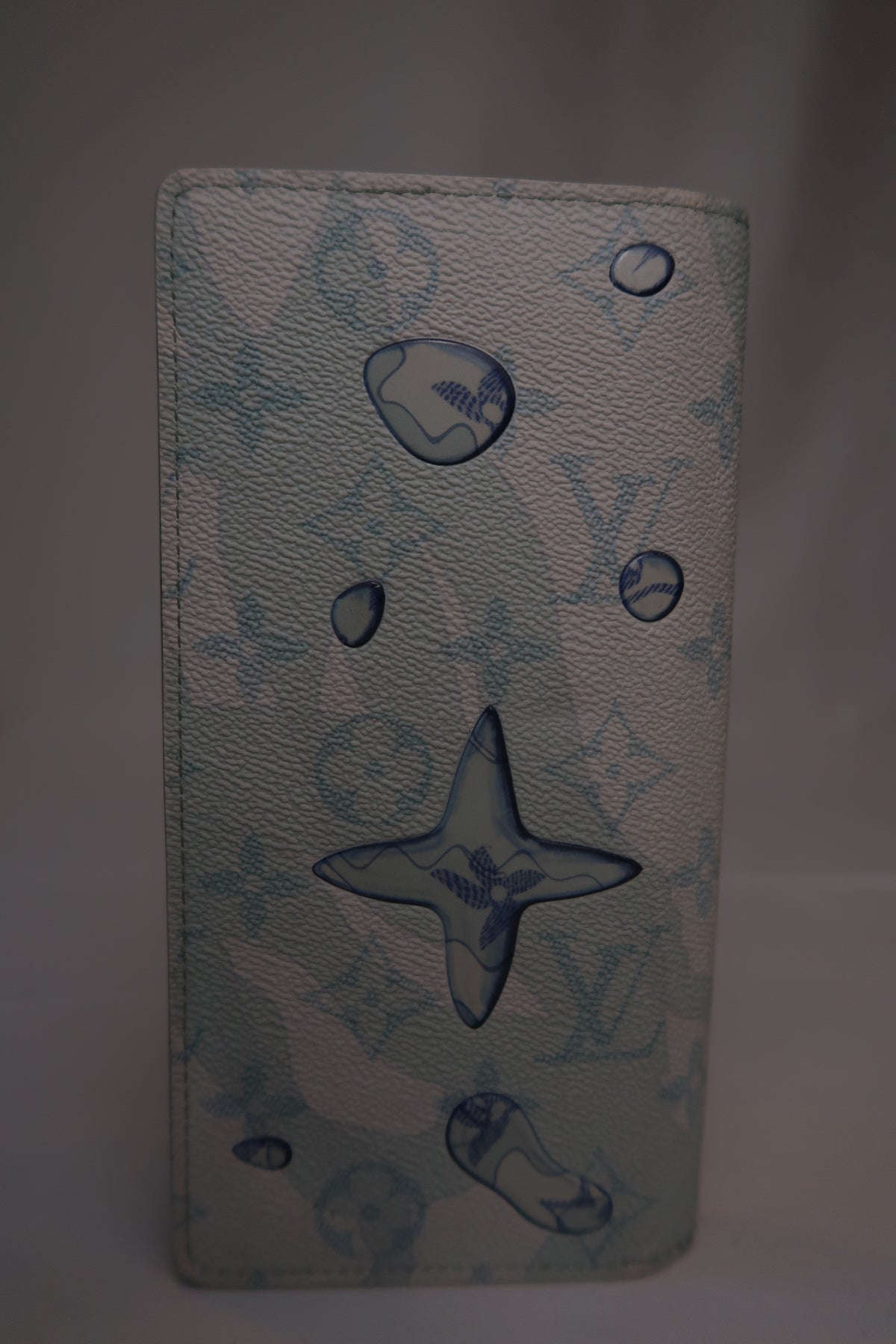 Louis Vuitton Brazza Wallet [Limited Edition] Aqua Garden Monogram