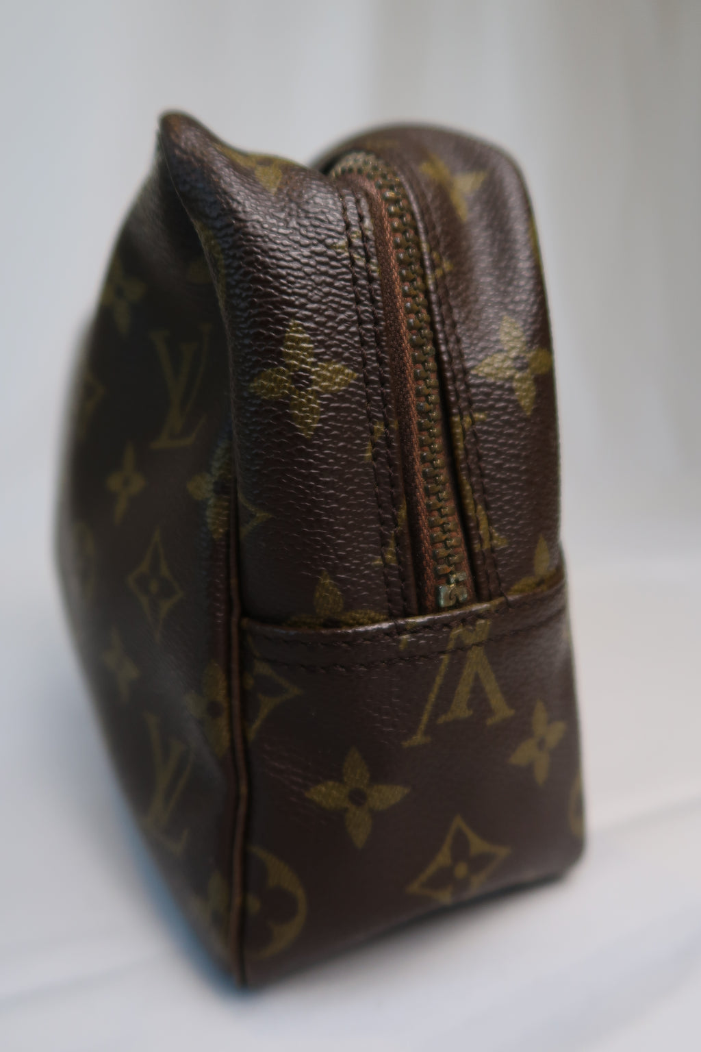 Louis Vuitton Trousse Toilette 28 Brown Monogram