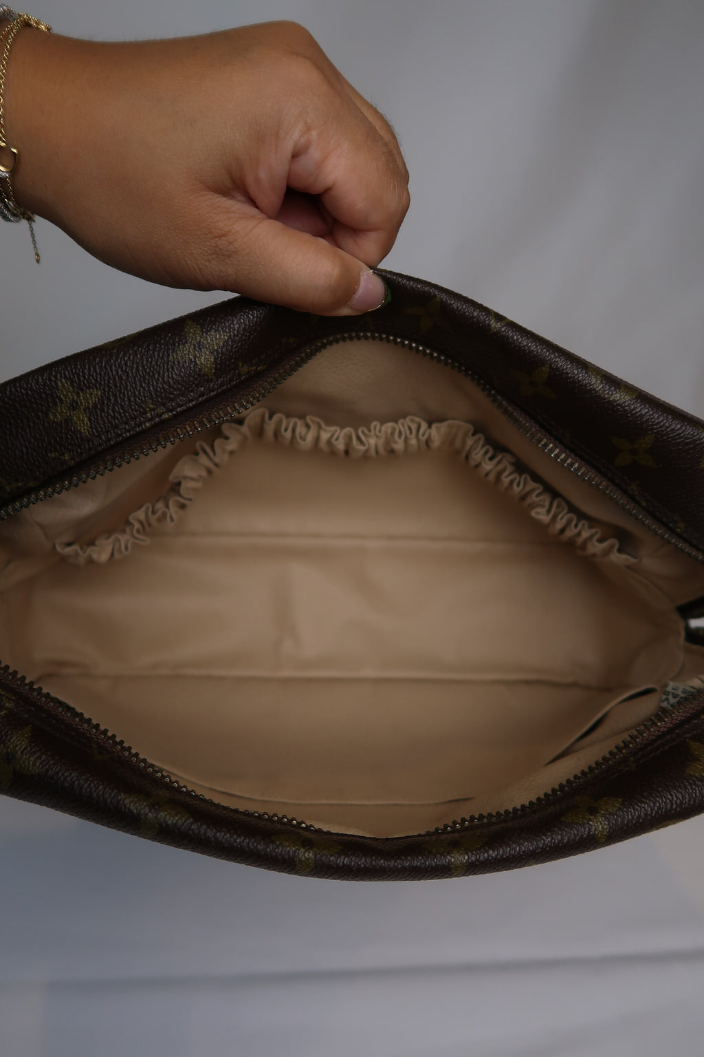 Louis Vuitton Trousse Toilette 28 Brown Monogram